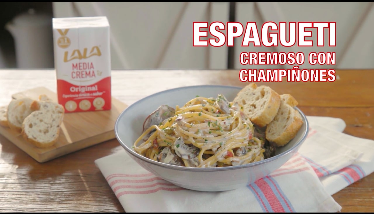 Espagueti cremoso con champiñones | Grupo Lala